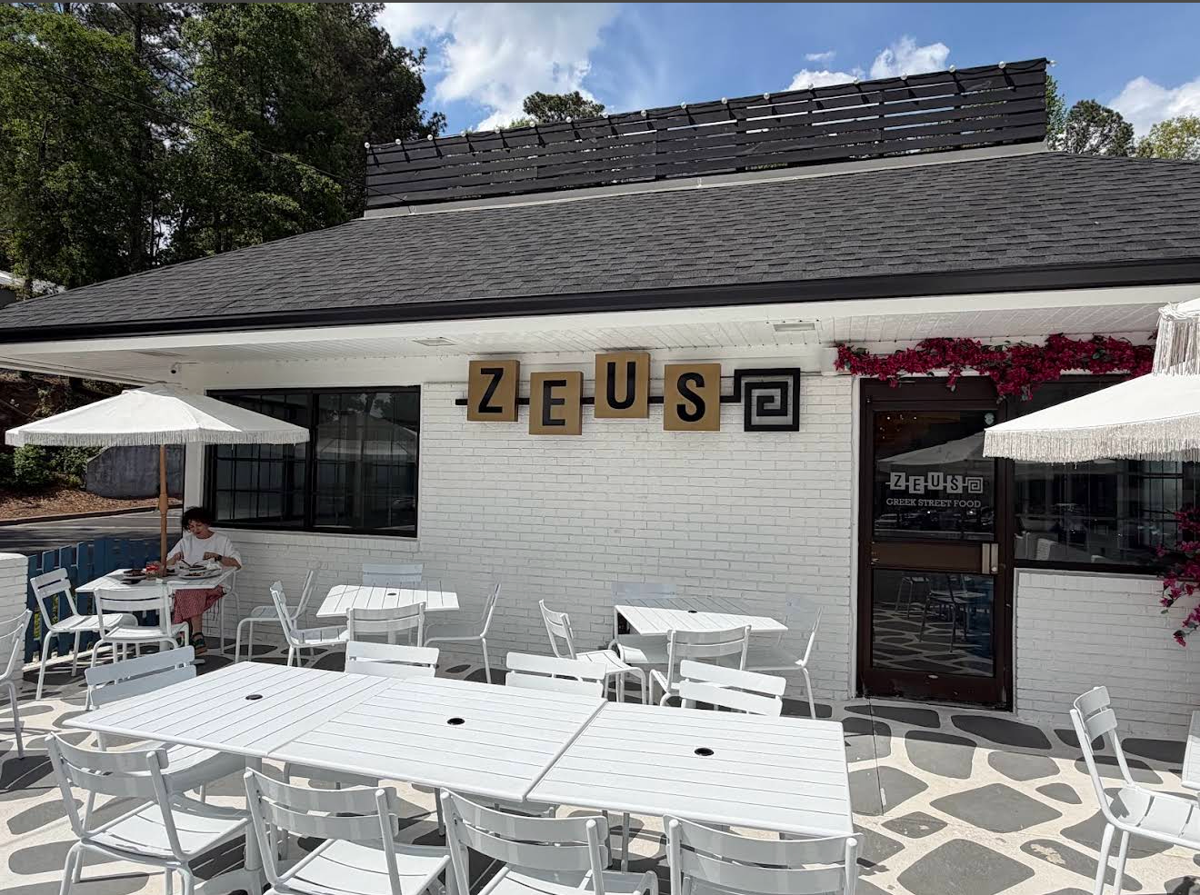 Zeus Greek Street Food Roswell - Patio Dining